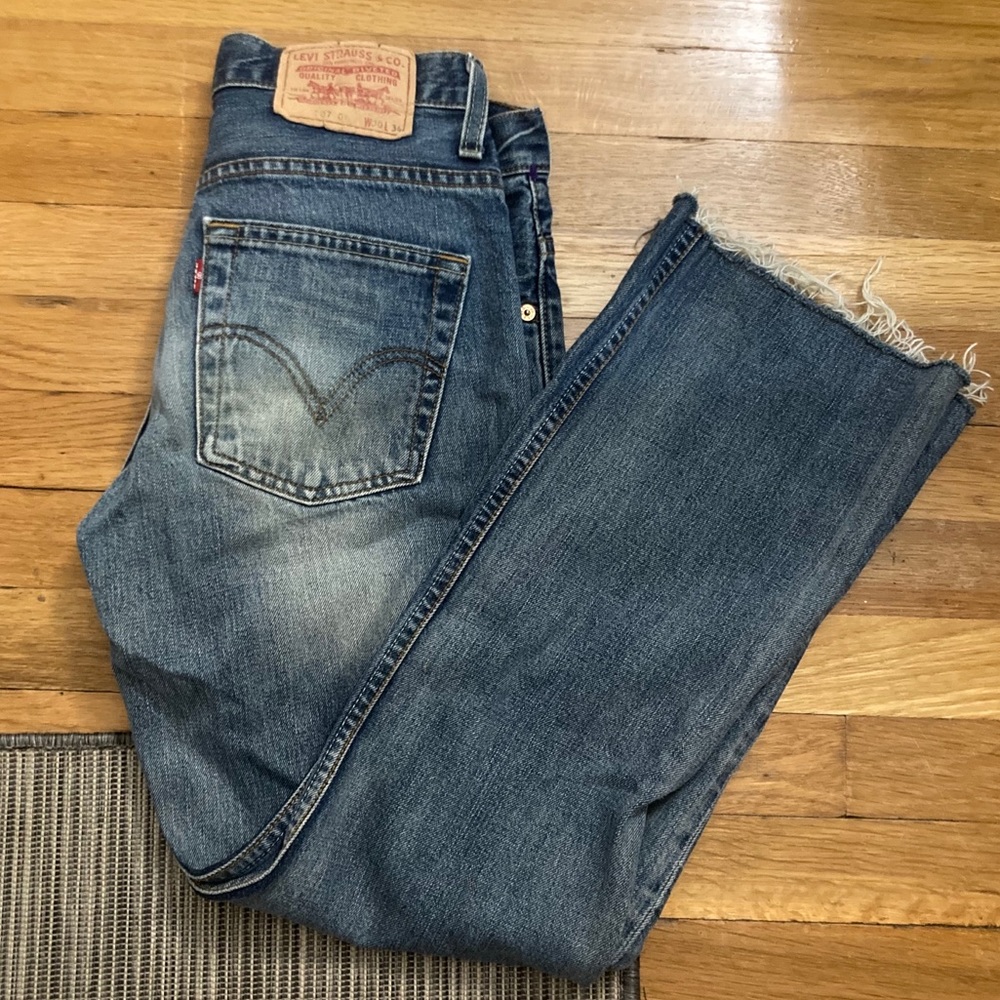 Levi’s 507 cut off jeans